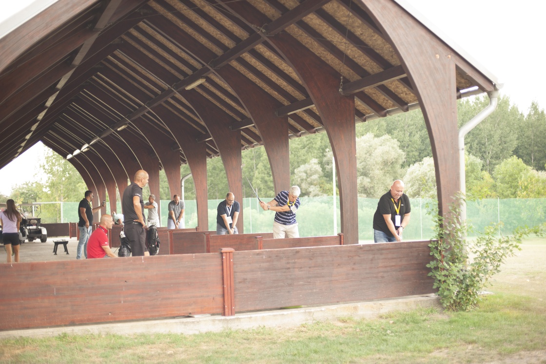 Audi A6 - Golf centar Žabalj