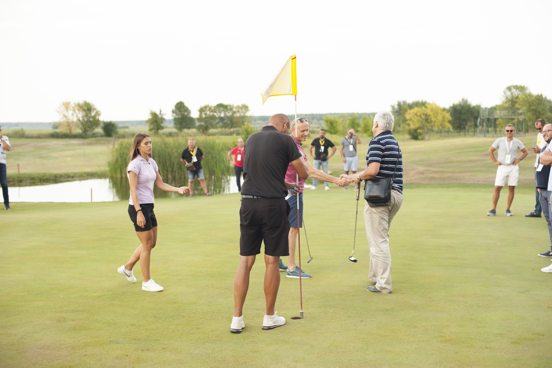 Audi A6 - Golf centar Žabalj